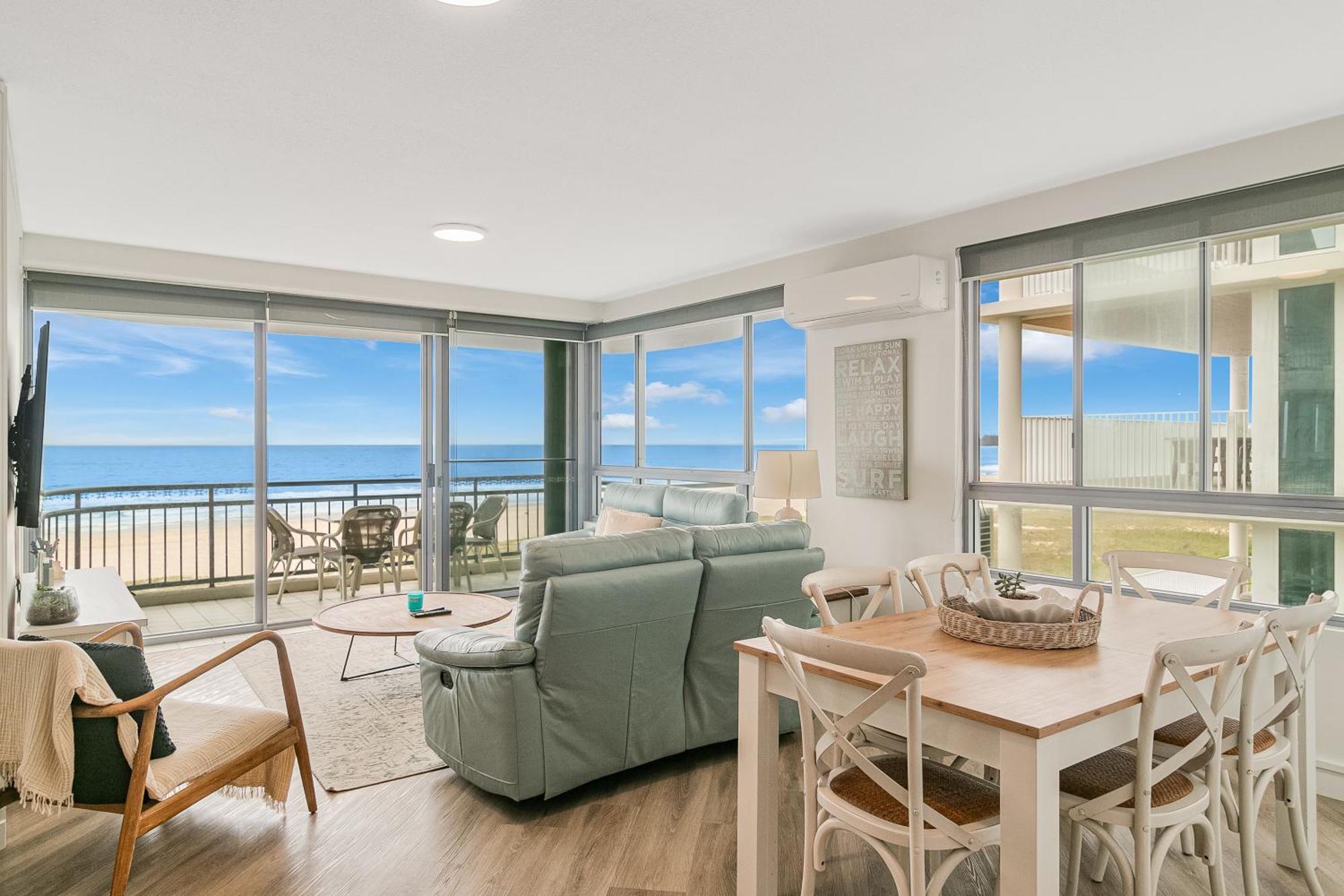 Oceanside Resort - Absolute Beachfront Apartments Голд-Кост Экстерьер фото
