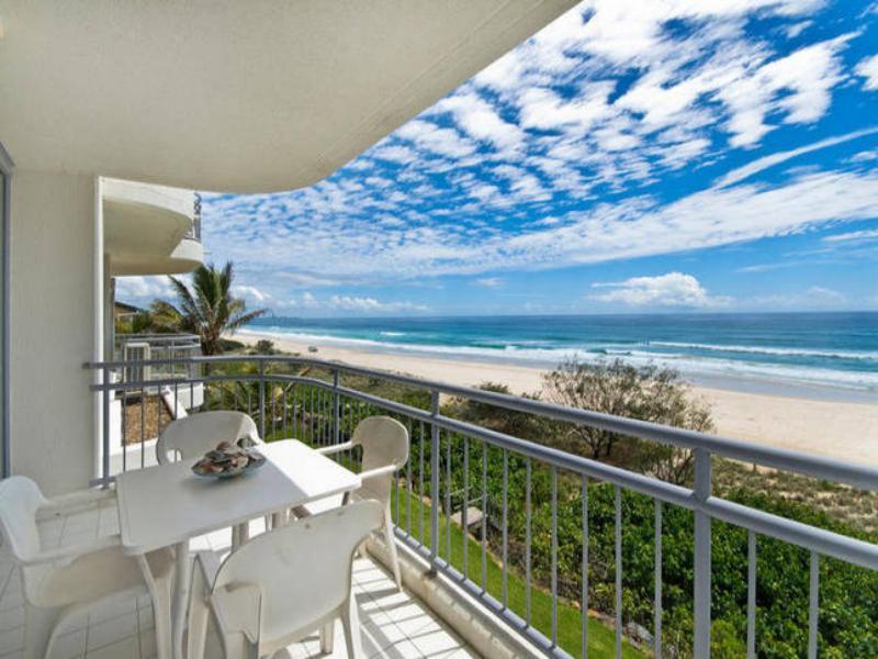 Oceanside Resort - Absolute Beachfront Apartments Голд-Кост Экстерьер фото